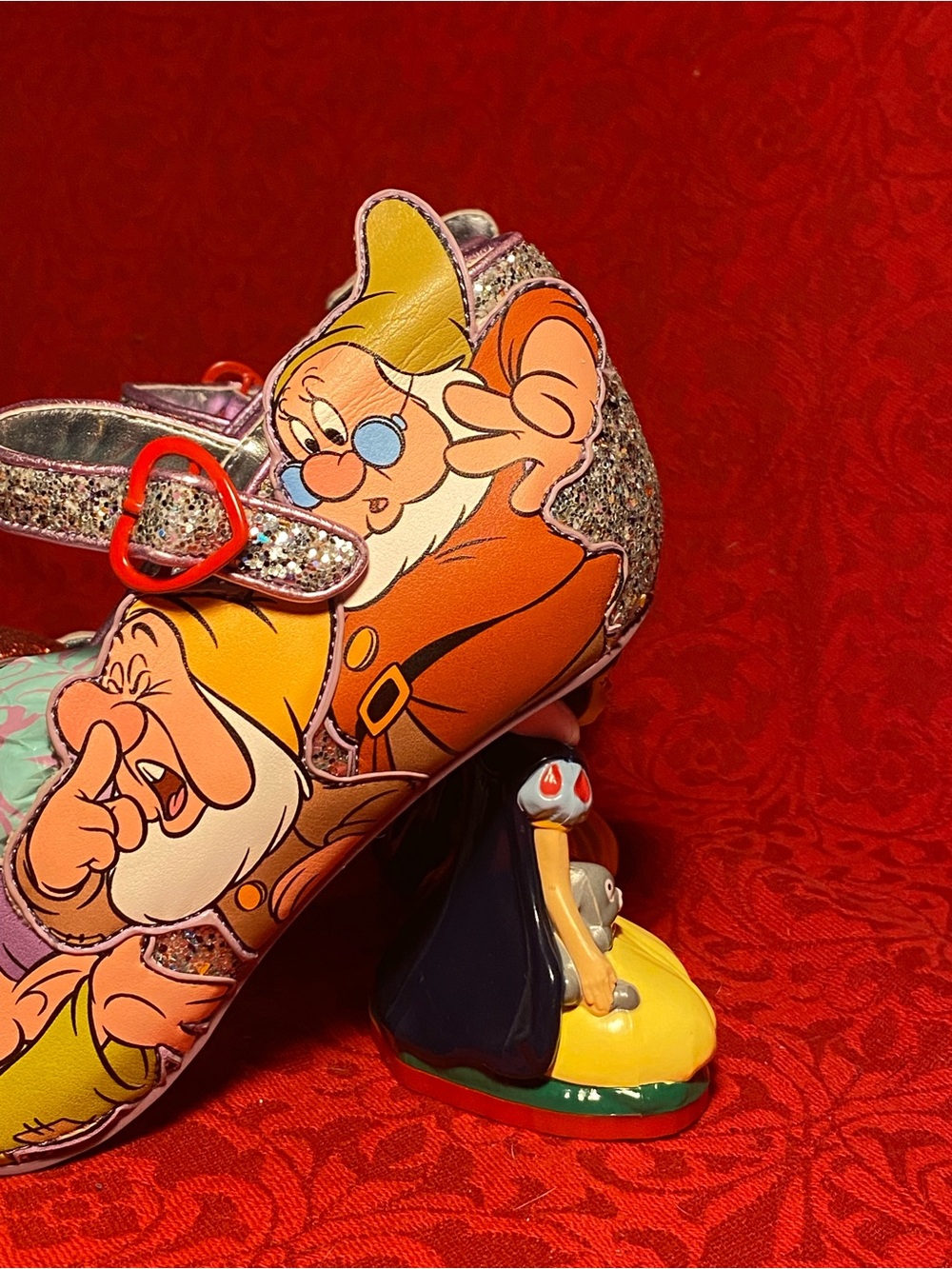 Irregular Choice, Disney Princess “7 is Company” sparkly pumps,Snow White heels - Picture 7 of 16